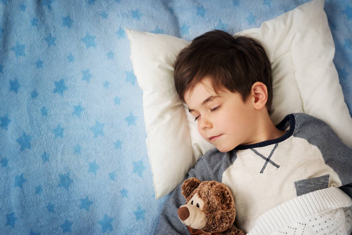 When Can Kids Sleep With a Pillow?